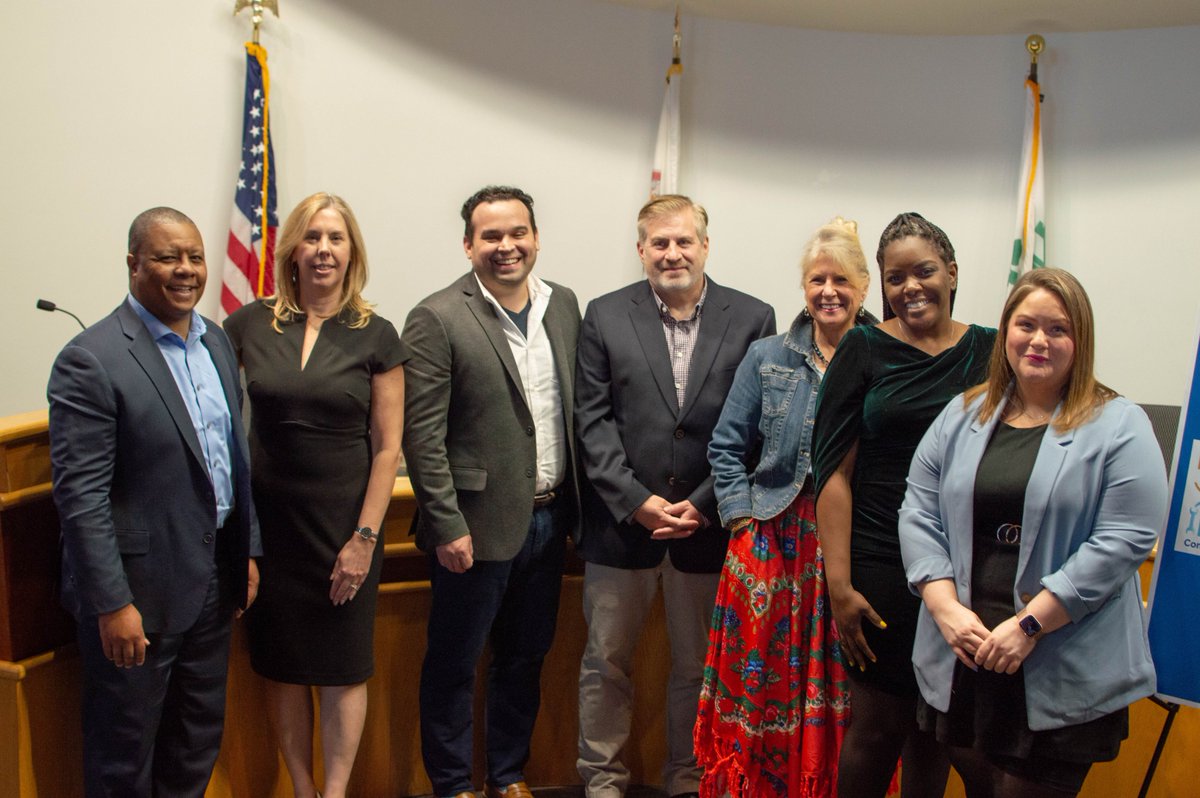vopnews's tweet image. The Village celebrated 50 years of the Community Development Block Grant program. U.S. Rep. Danny Davis was honored during the event for his commitment to community investing. Find more info about the CDBG impact in #OakPark at oak-park.us/ncdw24 #CDWeek2024 #CDBG50