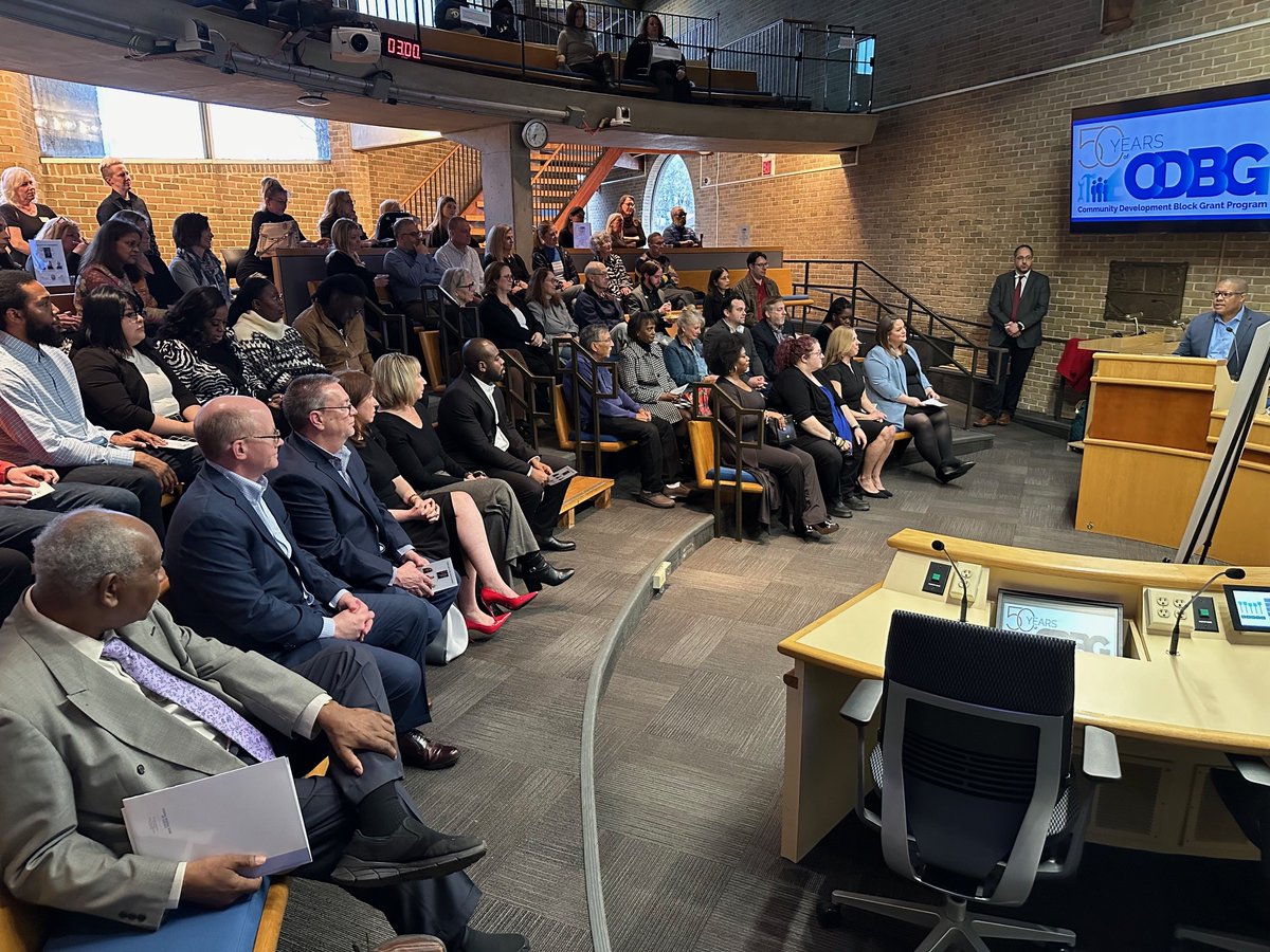 vopnews's tweet image. The Village celebrated 50 years of the Community Development Block Grant program. U.S. Rep. Danny Davis was honored during the event for his commitment to community investing. Find more info about the CDBG impact in #OakPark at oak-park.us/ncdw24 #CDWeek2024 #CDBG50