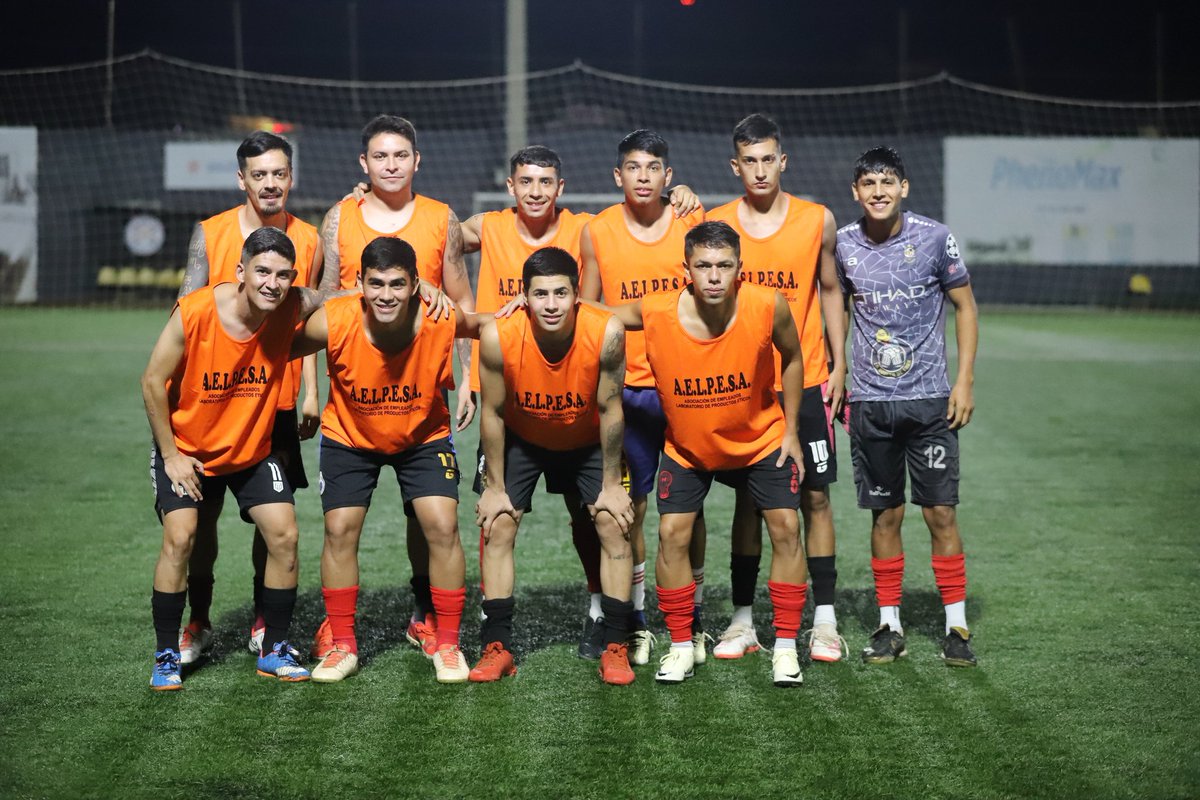 Vamos que esto recién empieza, con todo y contra todos👊🏼⚔️
#IMPERIX_AZULGRANA 🔵🔴🛡
<a href="/ligadetuiteros_/">Más Liga</a>