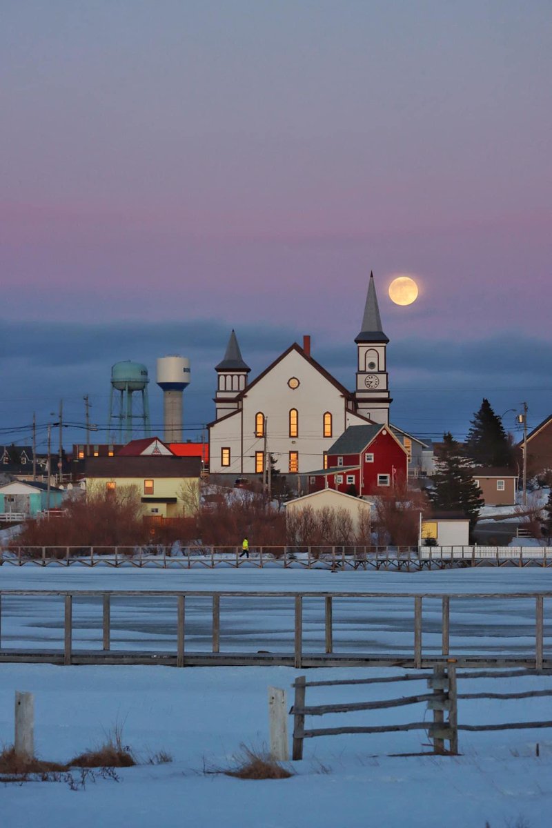 One year ago tonight…what a beautiful evening it was!!! Bonavista, NL