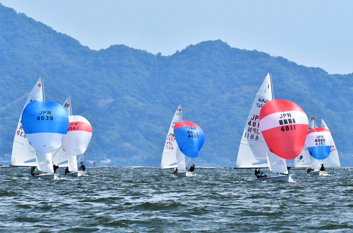 kochisailing's tweet photo. おはようございます！

今日（6日） のサークル・部活動交流会にヨット部も参加します🌟
気軽にフリータイムに来てください！！
じゃんじゃん質問に答えます！

試乗会申し込みも待ってます⛵️✨

#春から高知大学 
#春から高知大 https://t.co/9arOYWLeFp