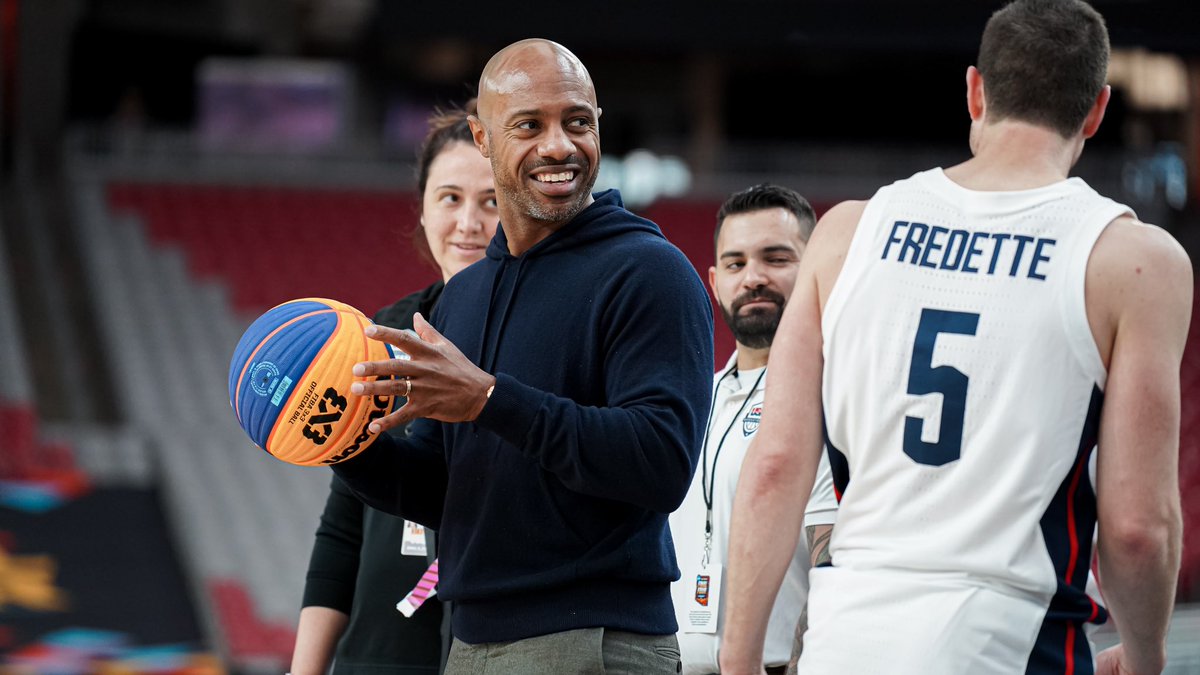 🫡 @RealJayWilliams 🤝 Basketball’s 10 Minute Sprint