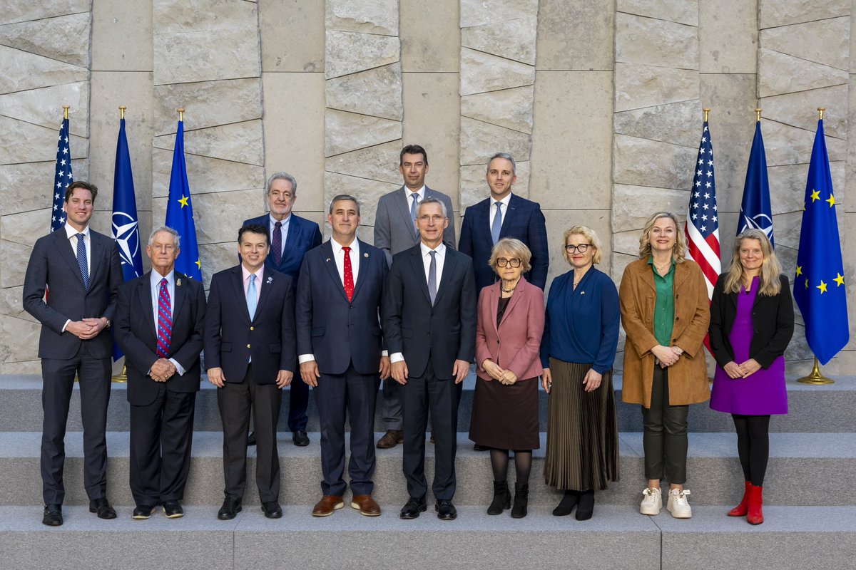 tomvdkendelaere's tweet photo. Thank you secgen @jensstoltenberg for meeting transatlantic legislators this afternoon to discuss all things @NATO at the end of a festive 75th anniversary celebration and yet amidst such challenging times #tld88 @EPPGroup @EP_Defence https://t.co/NYsDUc31kX
