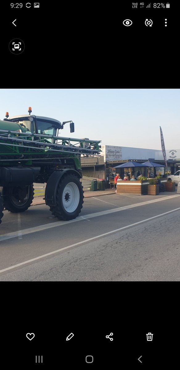 Gavin Lutze (@gavinlutze) on Twitter photo Saturday morning coffee in a country town Saturday morning coffee in a country town