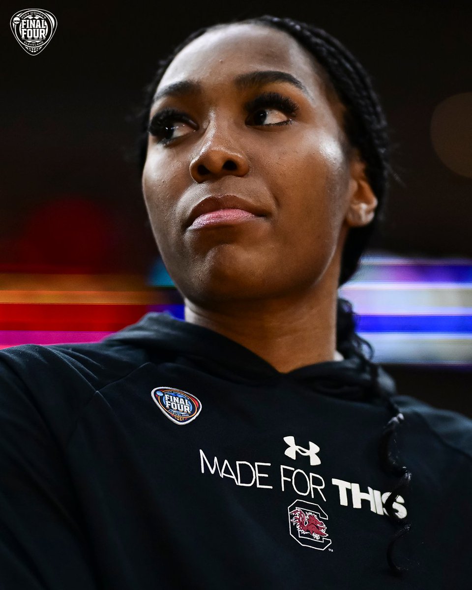 Game one on deck.

#WFinalFour