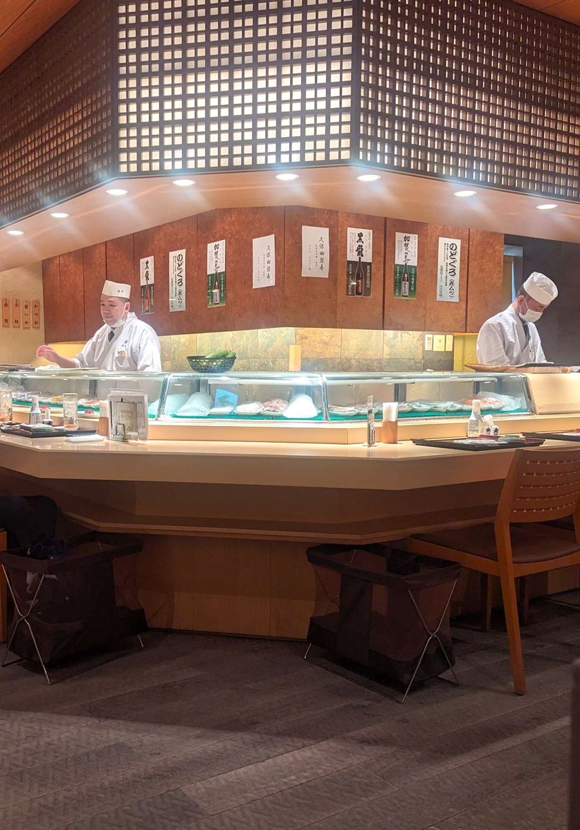 me3selfeste's tweet photo. 🍣行きつけのお寿司屋さんは
野菜ネタが充実している銀座福助

今回行ったのはサンシャイン60の
59階の店舗

私は野菜のみ注文するため、毎回とても安く済んでしまい申し訳なく感じています

熟練の職人さんが握ってくれるお寿司はシャリがふっくら

🌺プライベートセルフエステサロン⁡
Me3オーナー https://t.co/FKIkaVEbz1