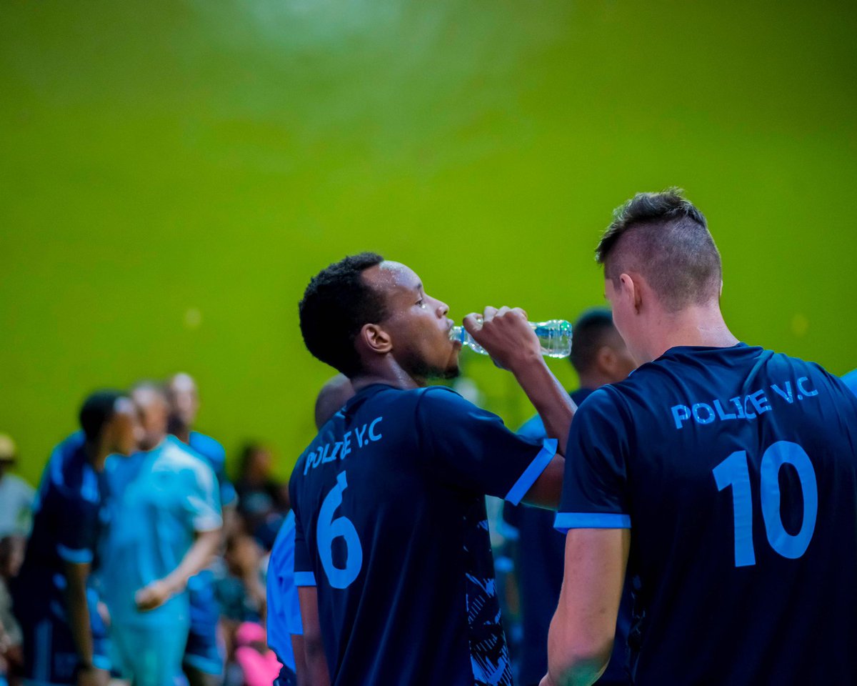amonb_official's tweet photo. Eee okey😁! Today's Games were on high intense🔥 but Both POLICE VC and GISAGARA left it all Asking For Water😂 after losing to APR VC en REG VC respectively.
The #Villegers fell 3-1 to the Electricians while #KacyiruBoys🔵 fought hard but lost 3-2 to coach #Mulinge’s Soldiers😜 https://t.co/L15vbqgFKL