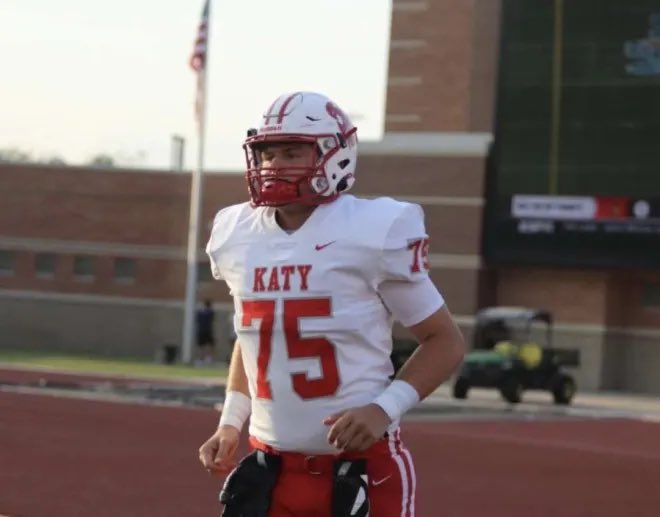 “I was extremely thankful for being able to receive an opportunity to play for Texas Tech” 2025 Katy (TX) HS offensive lineman Patrick McMath talks Red Raiders ahead of his visit to Lubbock this weekend #GunsUp #WreckEm ➡️ texastech.rivals.com/news/ttu-offer…