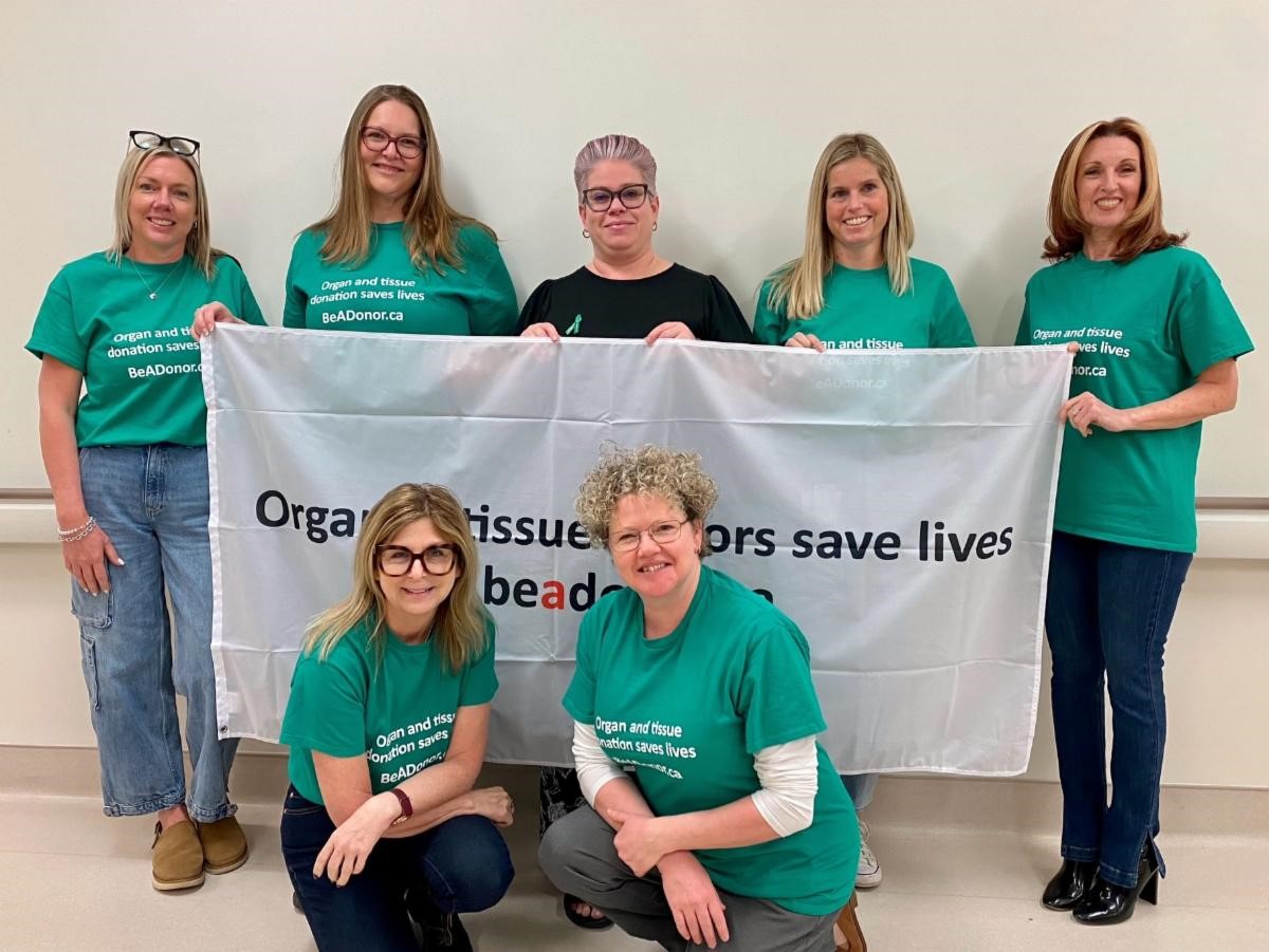 Today, Friday, April 5, #NiagaraHealth staff and physicians are recognizing #GreenShirtDay across the organization by wearing green to start conversations and encourage organ and tissue donor registration. Learn more: beadonor.ca @TrilliumGift