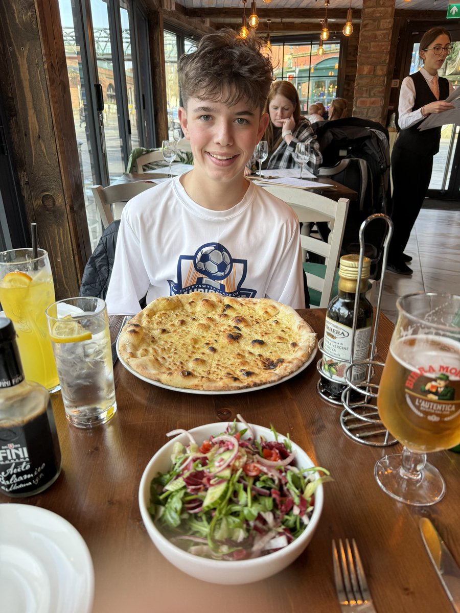 Ryan Hallenbeck tweet media