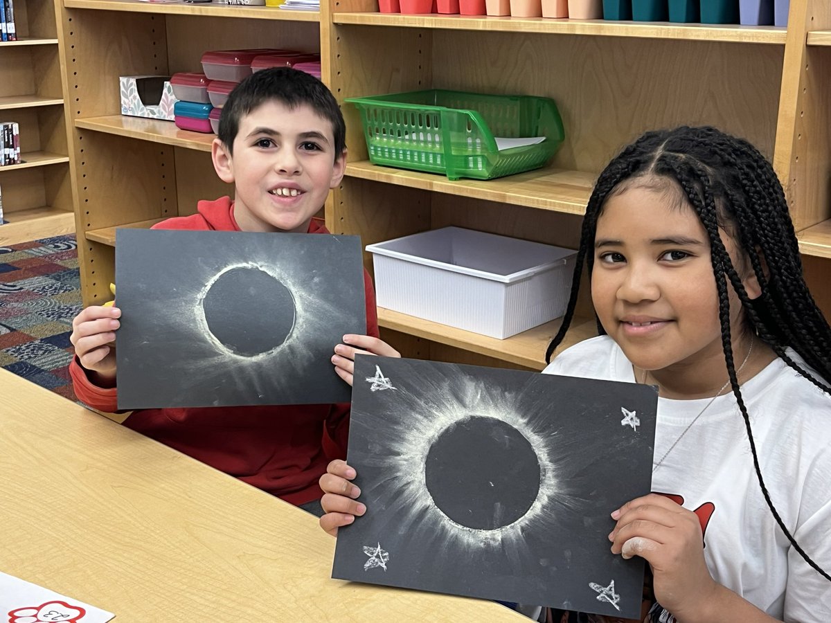 DAISLibrary's tweet image. Getting excited for the solar eclipse! 4th grade Team Honor read A Few Beautiful Minutes and used chalk to create the corona of the sun!☀️🌙@DAISCommunity #SolarEclipse2024