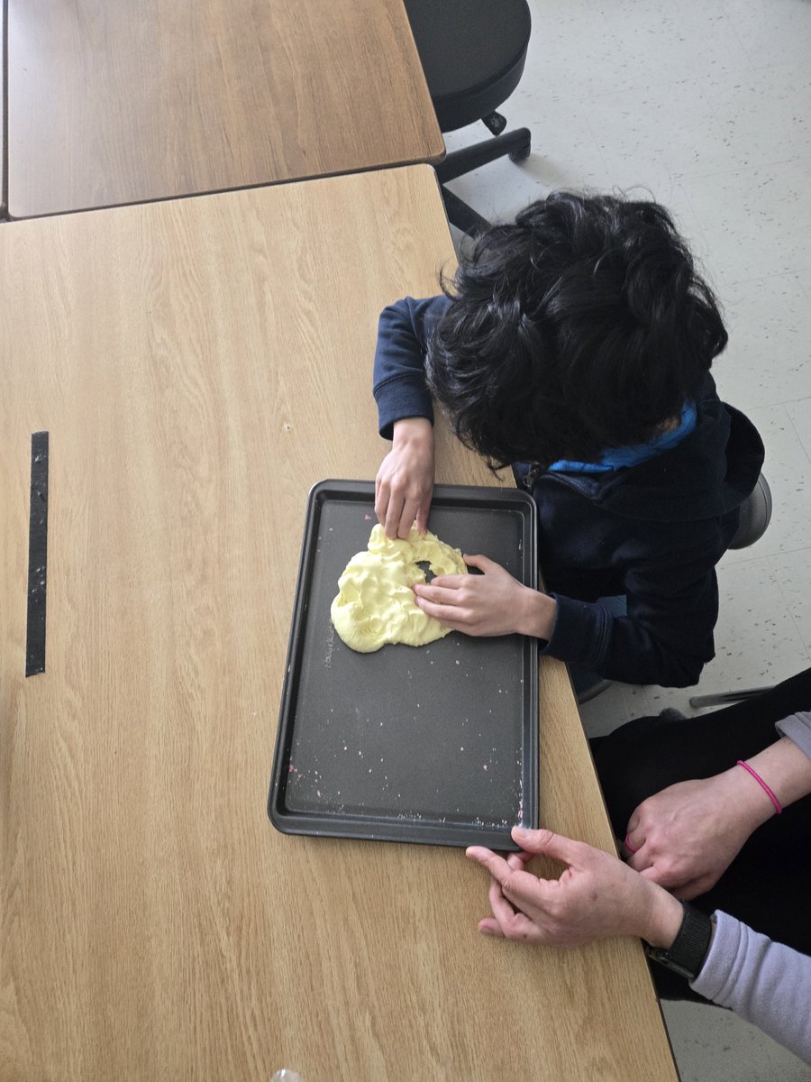 Mrs. Alexander tweet media