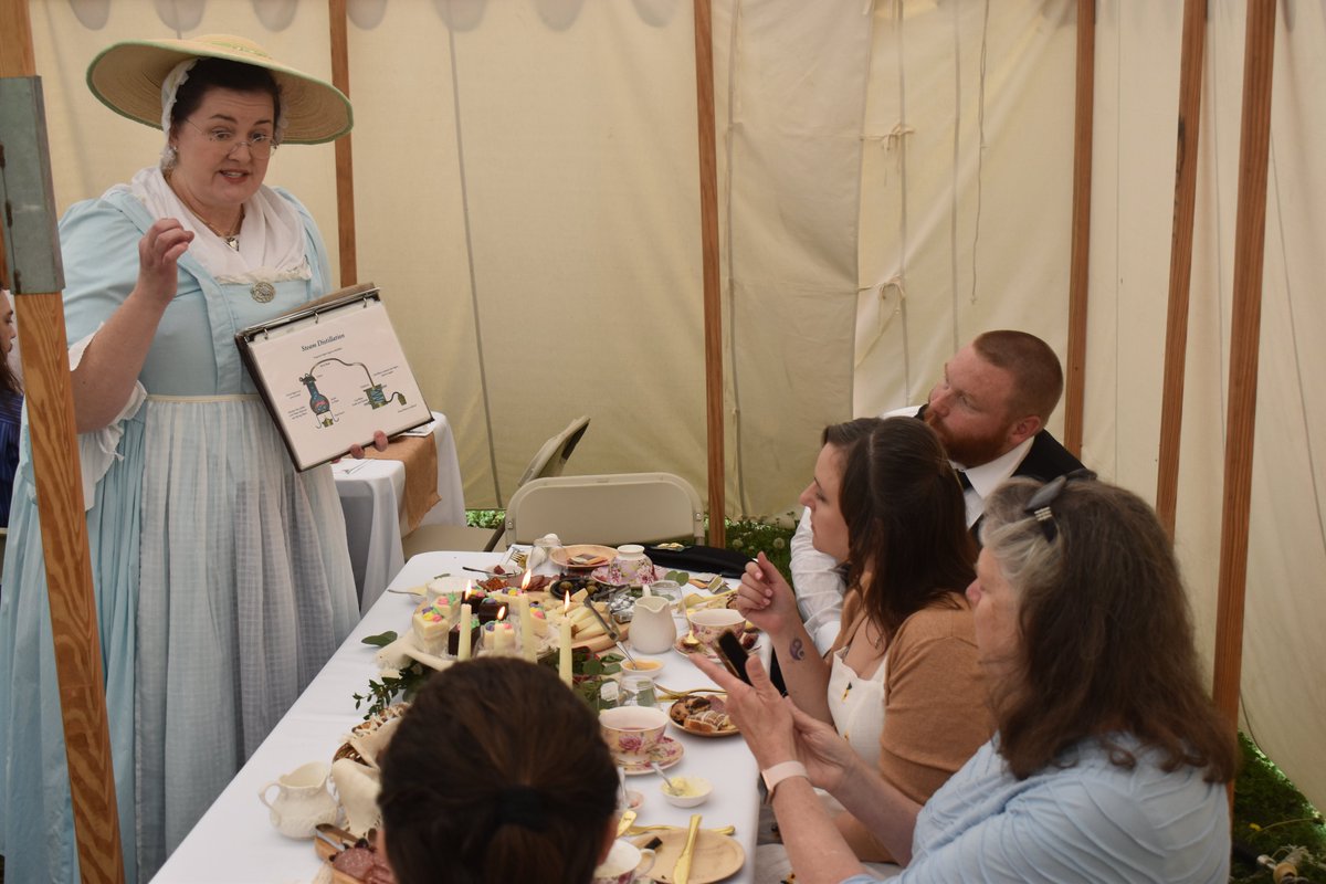 Only a few tickets are left for our 6 p.m. Mothers Day CrafTea on May 9! Join us then, or at our 3 p.m. tea time, for a perfume making workshop complete with a full cream tea service. Teas take place in the Lynnhaven Colonial Education Center. 🎟️culture.virginiabeach.gov/events