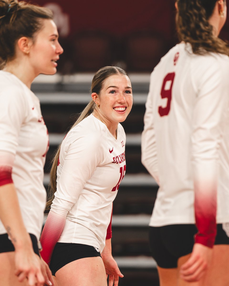 OU_Volleyball tweet picture