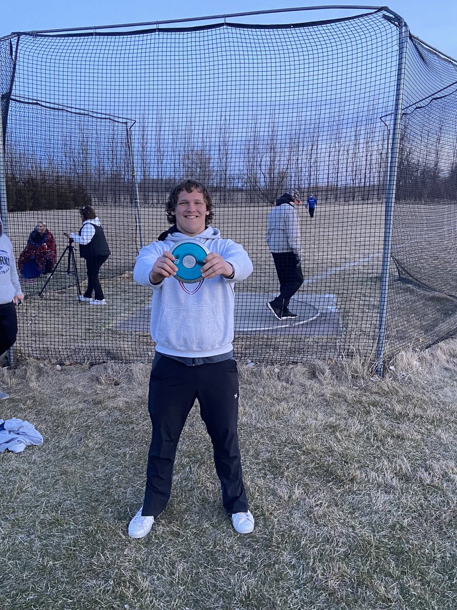 Congrats to <a href="/BigRob6724/">Robert Begalka</a> for taking 1st at the Sno Bird Invite! #Discus