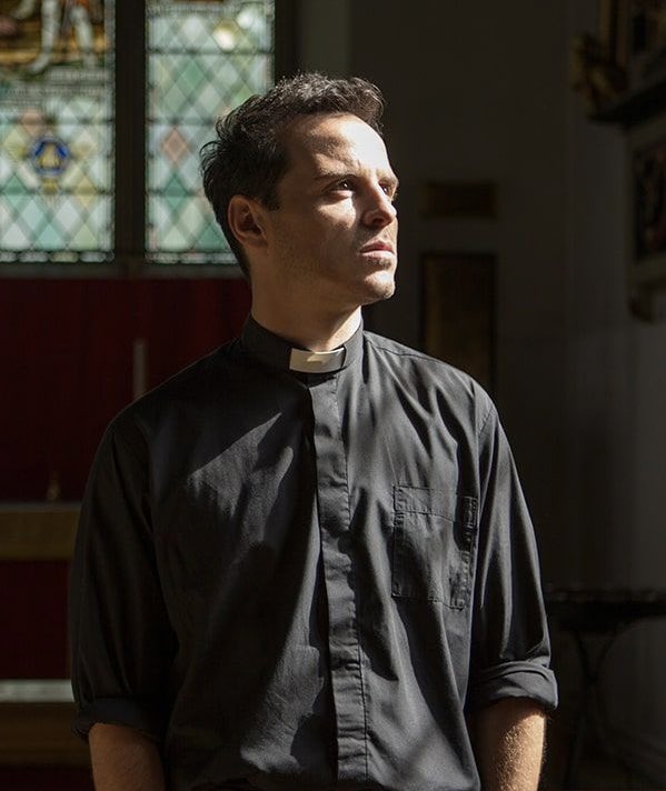 Andrew Scott gives a message to fans that are still watching ‘FLEABAG’: “Go out and get some fresh air! Stop crying in your room with the curtains closed. Do something better with your life. It’s a great show, we all love it, but come on now! Pull yourself together. Open the…