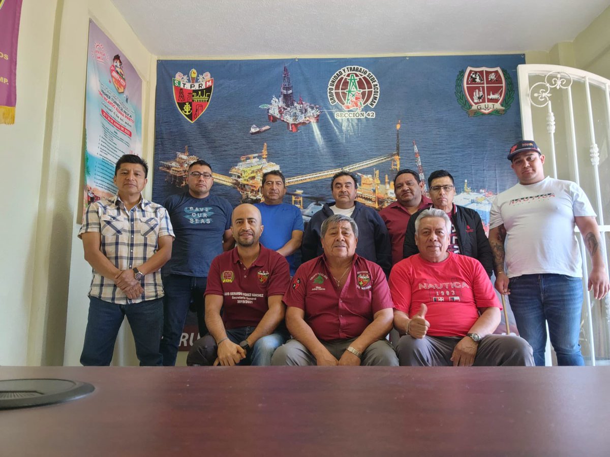 42Acolman's tweet photo. Reuniones del grupo unidad y trabajo apoyo  total al Ing. Ricardo Aldana así como a nuestro líder @lgps03101 y secretario general @MarcoAzuara1 siempre unidos #familiapetroleraseccion42stprs
@Seccion42_STPRM https://t.co/bN9YoZ0IFi
