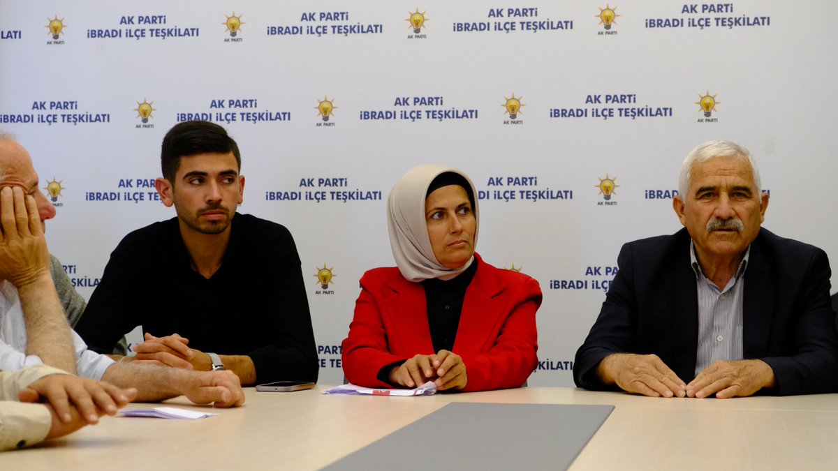 ak_ibrad's tweet photo. Haftalık olağan ilçe yönetim kurulu toplantımızı Belediye Başkanımız Hatice Sekmen ile gerçekleştirdik hayırlara vesile olsun inşAllah..
@alicetin_07 @ozturkemredadas @Hatice_Sekmen07 https://t.co/7HG6E6Je3A