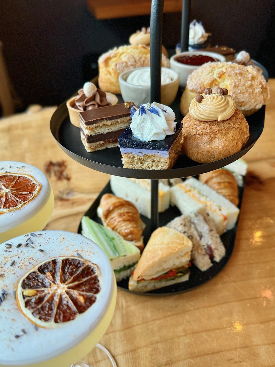 LongTableDistillery tweet media