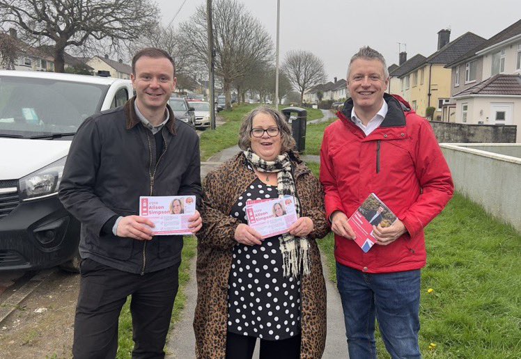 Superb afternoon on the doors with local candidate Alison! With a great crowd including @LukePollard and @CouncillorTudor