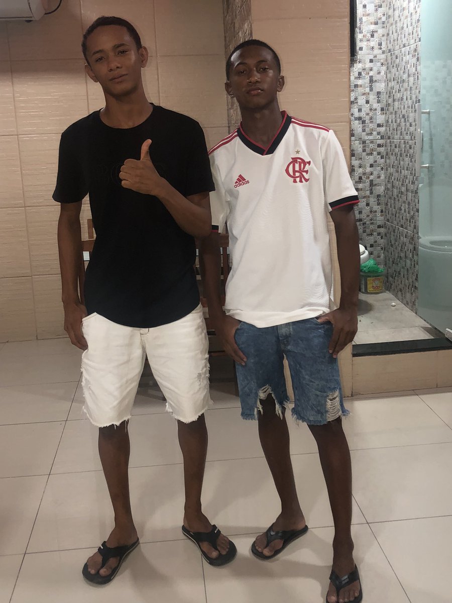 Meu irmão não senhor 😭😭😭😭😭😭😭😭😭😭🏴🏴🏴🏴.