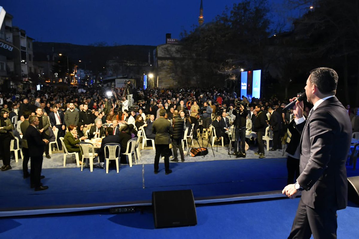 Genel Başkanımız Sn. Meral Akşener ile birlikte Nevşehir Belediye Başkanlığını kazanan Rasim Arı başkanımızı makamında ziyaret ederek tebrik ettik. Ardından Belediyenin düzenlediği iftar programına katıldık. #NevşehirlininZaferi