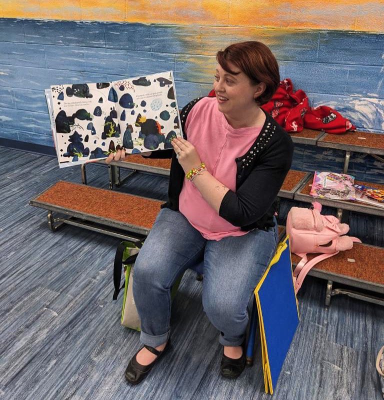 Our first week of April was full of lovely storytimes and spring-themed book checkouts!  🌸🐝💚
We are so lucky to have such wonderful stops who make our jobs the absolute best!