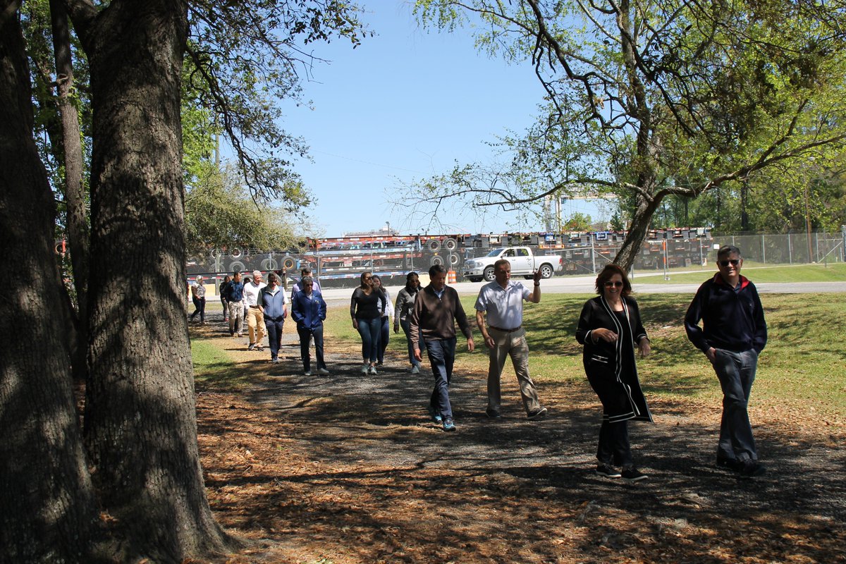 Georgia Ports employees celebrated National Walking Day with extra steps around our terminals and facilities. The sunny Georgia weather was the perfect backdrop as our teams shared their commitment to staying active and healthy. #NationalWalkingDay #GAPorts