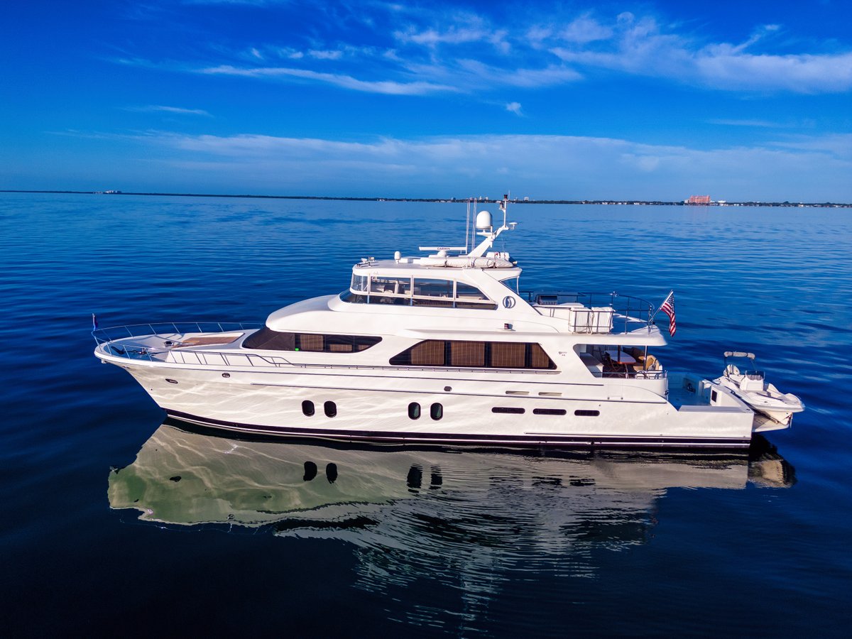 2012 84' Cheoy Lee, JUS CHILL'N
- (3) Staterooms w/ (2) Kings, Queen VIP
- Caterpillar C32 Acerts w/ only 2200 hrs
- (2) Gens, Bow &amp; Stern Thrusters, Stabilizers
- Yacht Controller remote docking  station
- Maretron Monitoring System
- Air Conditioned Flybridge