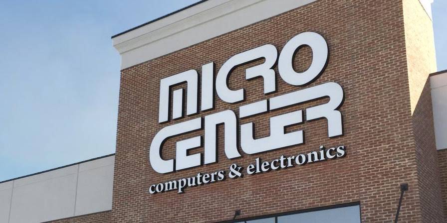 We've partnered with Micro Center for ANOTHER season of Gear Up! Season 3 will bring us to the new Charlotte, NC Micro Center, where we'll be upgrading six viewers' rigs FOR FREE between May 20th and 22nd, 2024. Enter here: gregsalazar.com/events/