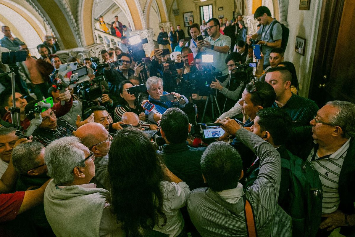 ¡Conectando al Eje Cafetero! Llegamos a Caldas para invertir desde el #GobiernoDelCambio más de $64.000 millones en conectividad y formación digital:

✅$20.000 millones para construir una red de internet de fibra óptica que llegue especialmente a la zona rural del departamento.
