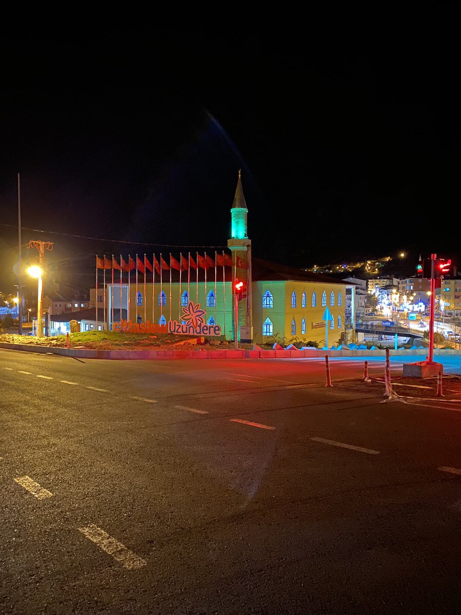 Kadir Gecemiz mübarek olsun. Allah dualarımızı kabul etsin inşallah.