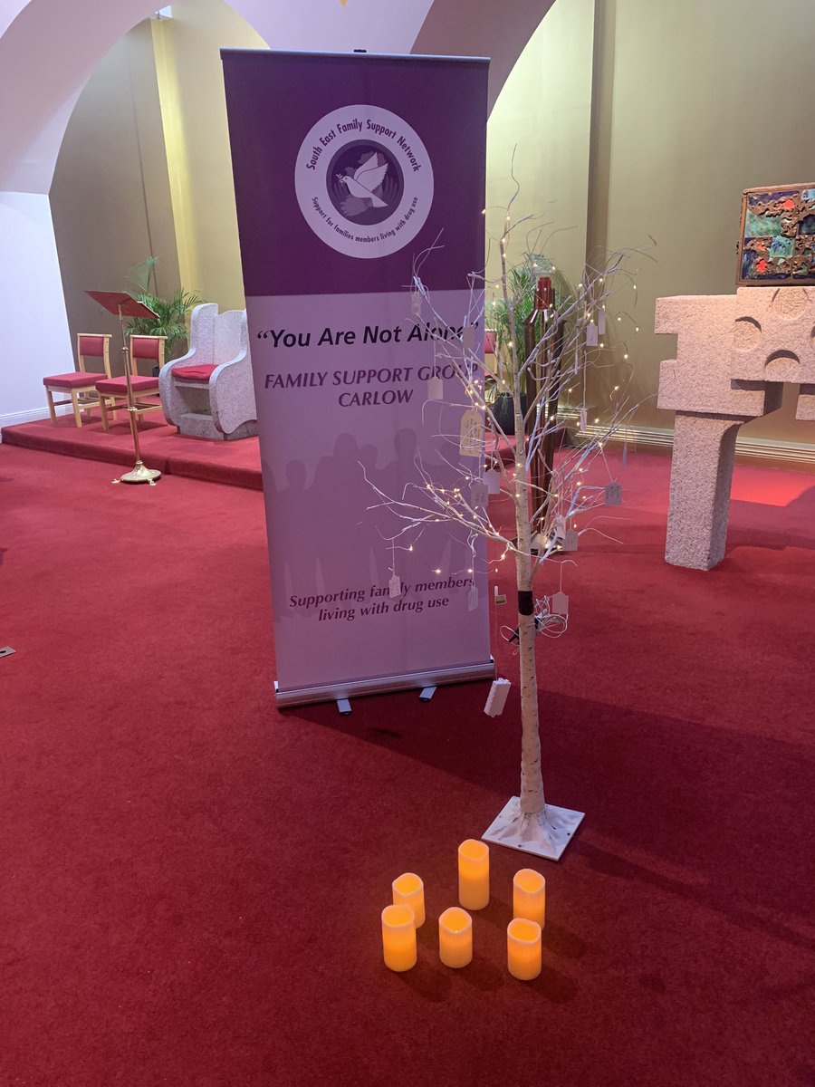 Always very special to spend time with Carlow Family Support Network at their Annual Service of Remembrance in @AskeaParish this evening, huge message for those living with addictions “You Are Not Alone”, the Risen Crucified Lord walks with you @KANDLEi @CatholicNewsIRL