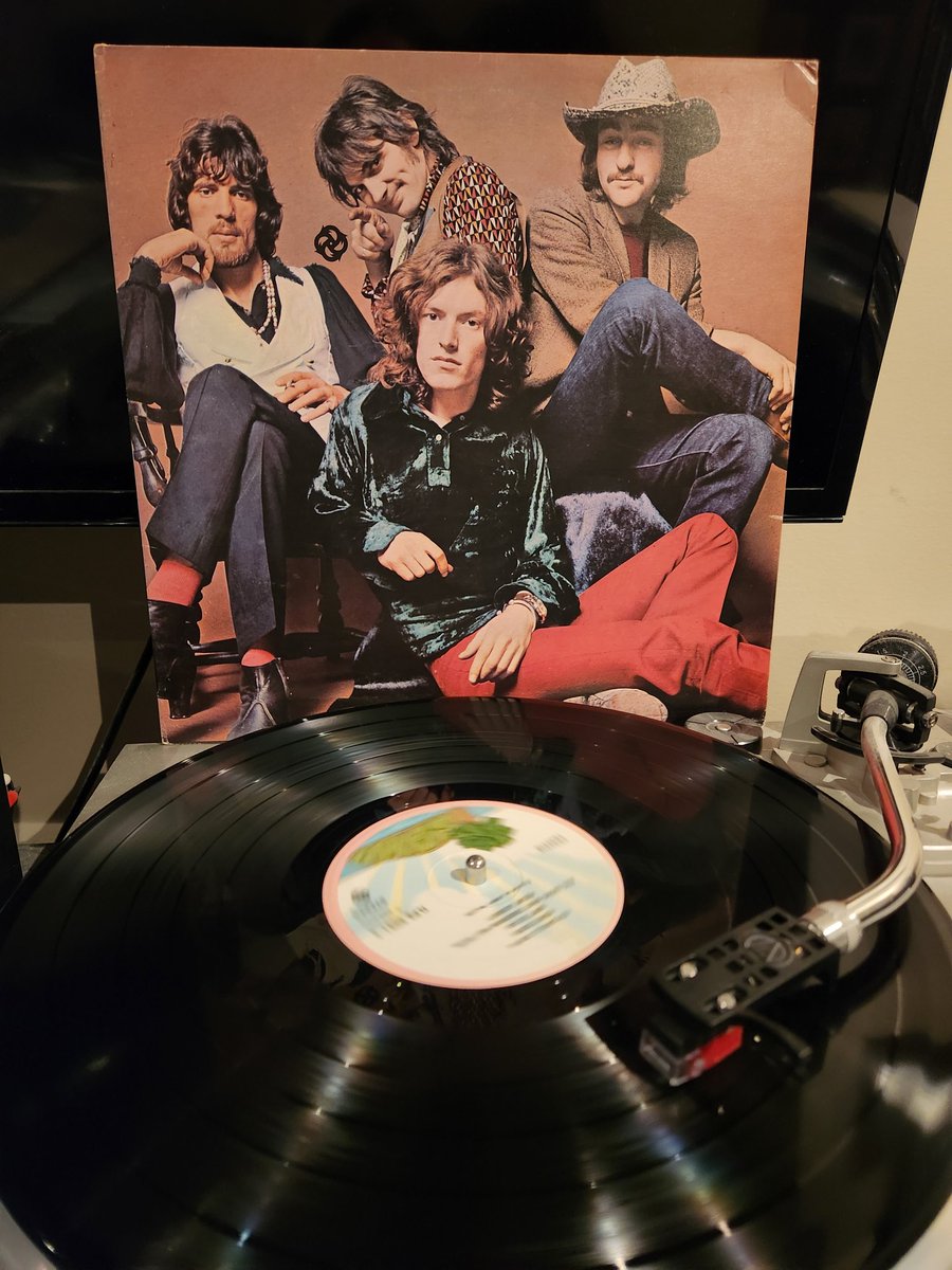 SpinVinyl1's tweet photo. My favorite of the jazzy psych groups has to be Traffic. The self titled and The Low Spark Of High Heeled Boys are classics! These UK represses sound great!
#Traffic #TheLowSparkOfHighHeeledBoys #FeelinAlright #YouCanAllJoinIn #FortyThousandHeadmen #Rainmaker #vinylrecords https://t.co/uTVe93CQ8o