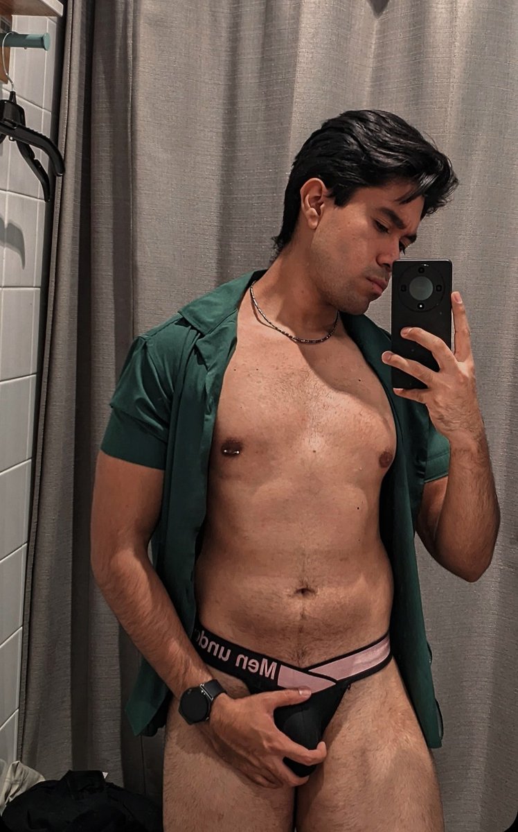 Pinaky_CJ's tweet image. Como me luce el verde ? 🙃