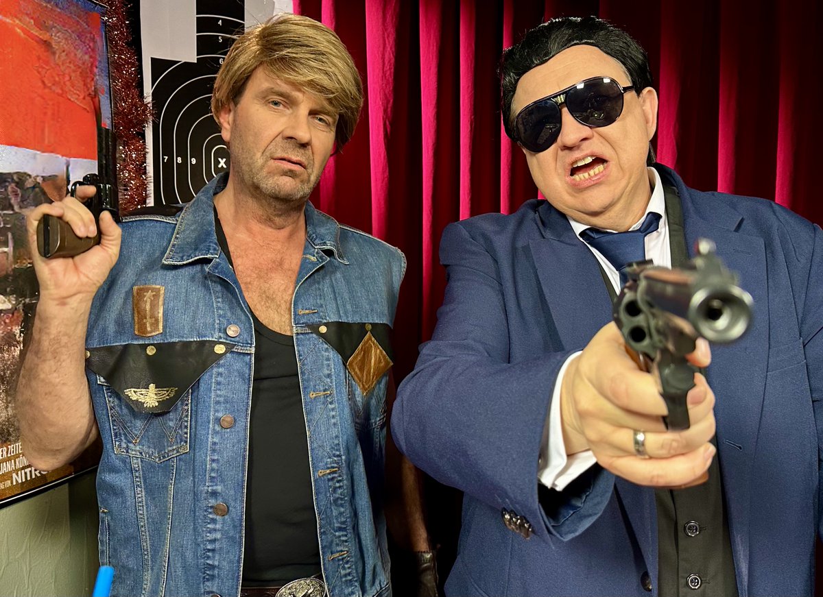 Hände hoch! #SchleFaZ is back! Also bald jedenfalls - @NITRO @RTLplus #SchleFaZbeiNITRO Ein Drehtag noch - dann sind 5 Filme im Sack! So schön beschissen wie eh und je! Und vorher noch Live auf Tour! Tickets👉buff.ly/46E3Hkl Ich hoffe wir sehen uns! #SchleFaZistLiebe