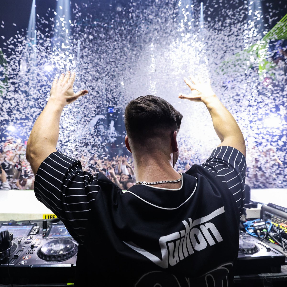 100% chance of confetti showers with @joelcorry TOMORROW SATURDAY, April 6th! 🎉 🎟 LIVnightclub.com/Miami