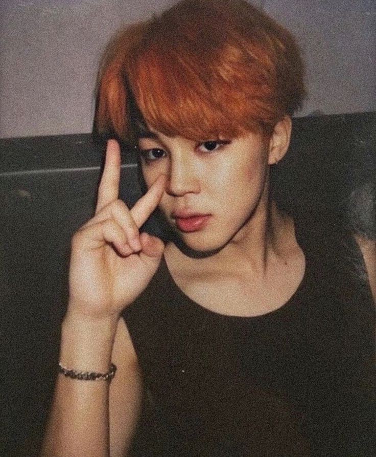 UGHJMN's tweet photo. Gênio: você tem...
- Jimin de 2015 ruivo. https://t.co/krkMnXmush