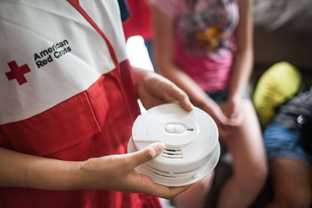 It's not too late to sign up for a Sound the Alarm event near you! Help your community and possibly save a life! Details: soundthealarm.org. #endhomefires