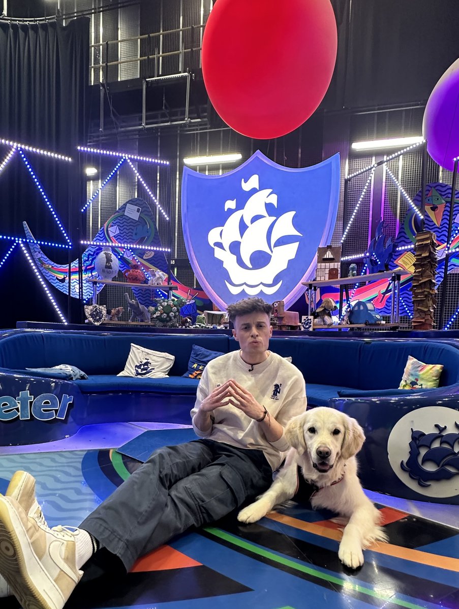 2 inside wee’s, 4 mini cakes stolen and many barks later… Our boy’s debut live tv appearance 🥹 (that’s enough for this year)