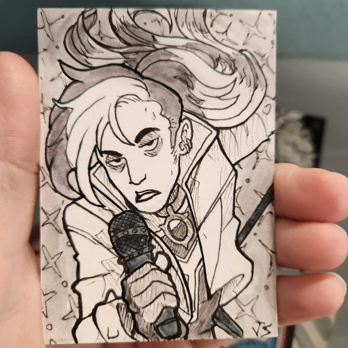 MonstrousShop's tweet photo. Gonna be offering black and white (and maybe a pop of color) mini card commissions this weekend at Gem State! :D I will be aiming for them to be done before the con is over! :) https://t.co/vnHSud4nVW