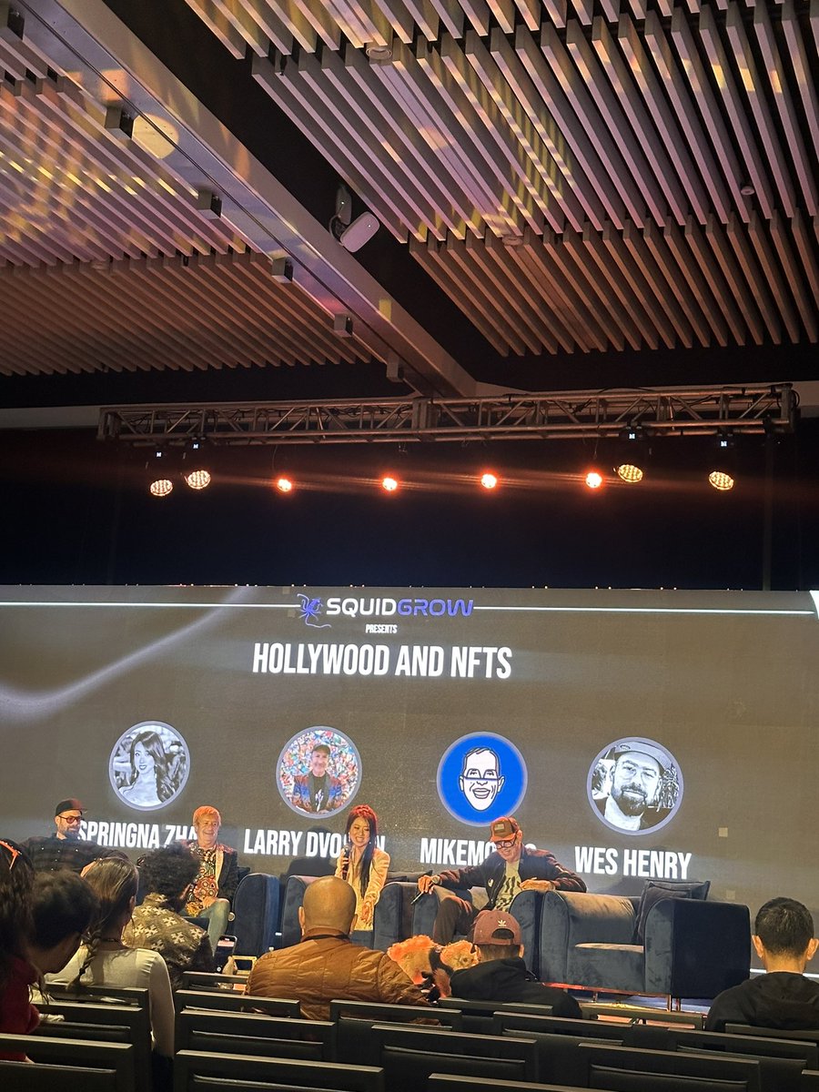 Rocking the stage🎸🤘🎧 😱 @NFT_NYC @azhaolincoln @MikeMongo @LarryDvoskin and someone that I am beyond so happy to see!!! @WesHenryArt - 🫂 love you guys for an amazing cool Friday afternoon - Hollywood and #NFTS #NFTNYC2024 #rockstars #web3 #technology #community