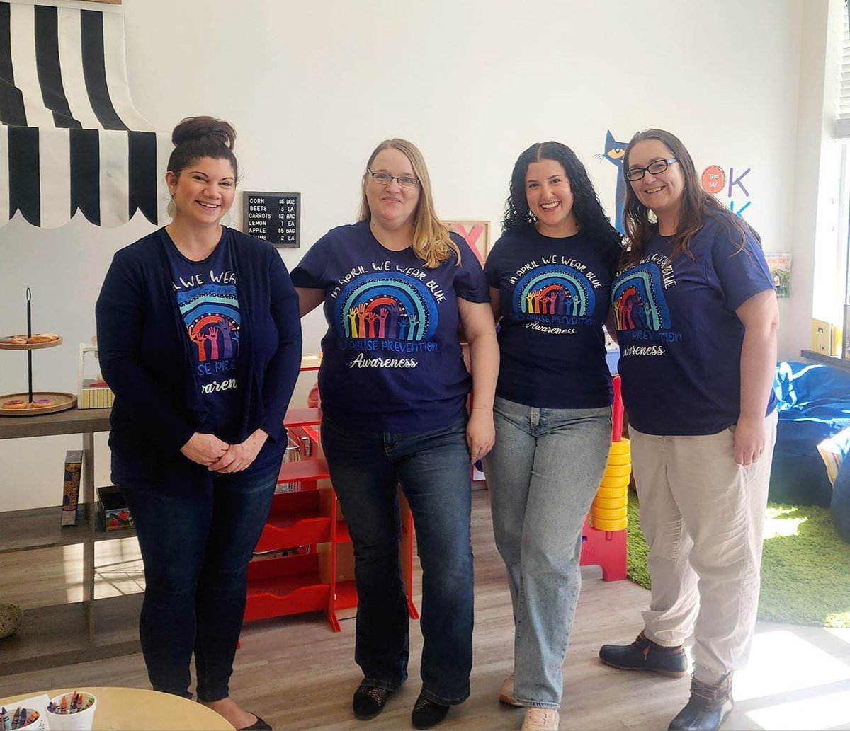 Our Niagara County Family Opportunity Center is participating in today's #WearBlueDay to raise awareness for #ChildAbusePreventionMonth. Follow the link below to learn more about the month and find ways to get involved!
preventchildabuse.org/capmonth2024/