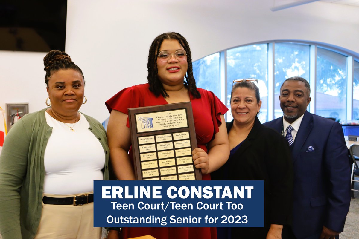 Teen Court/Teen Court Too celebrated another successful year helping keep kids on track &amp; named Erline Constant as its outstanding senior for 2023 during its annual Volunteer Appreciation Reception.

🔗 Read more about the event here: manateeclerk.com/clerks-news/ma…
#flclerks #teencourt