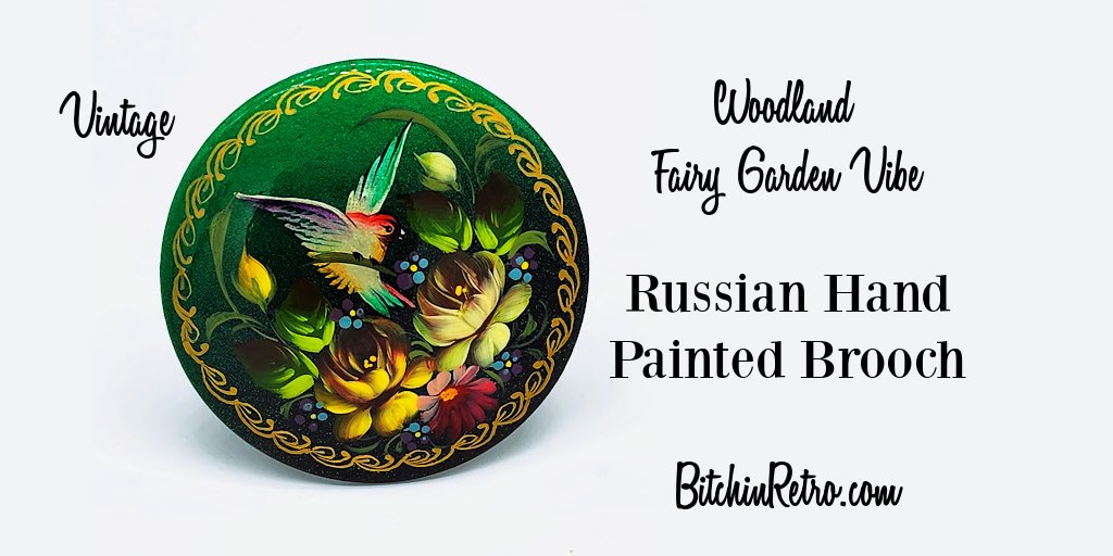 We see an enchanted, mysterious woodland fairy garden vibe. Artist signed #Russian hand painted #brooch in #beautiful saturated colors.

#mothersdaygifts #mothersdaygiftideas #vintagebrooches #fairy #fairygarden #vintagejewelry #giftsforher #bitchinretro 

bitchinretro.com/products/vinta…
