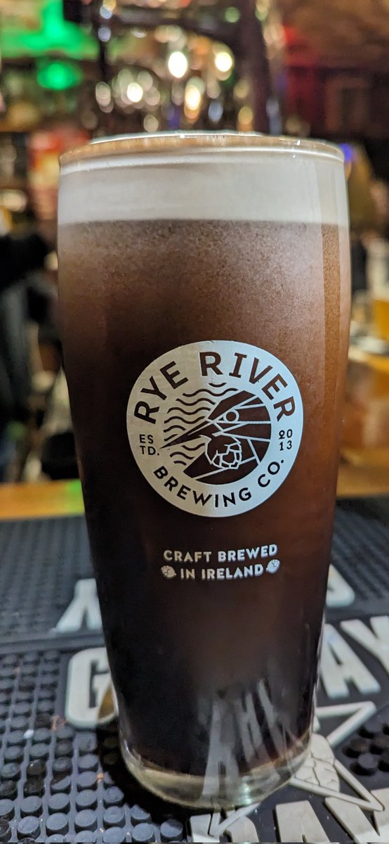 Anyone having pints? @ryeriverbrewing Stout on draught in @HouseAbbot.