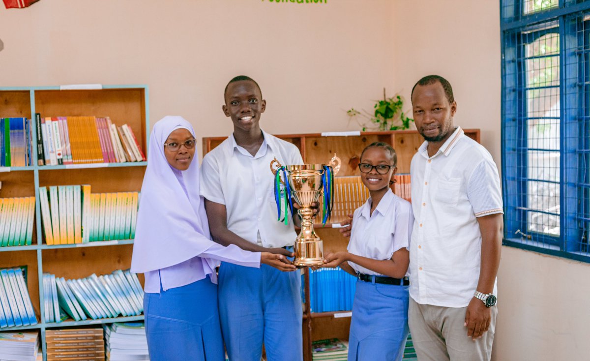 Winning through reading isn’t about defeating others, but about conquering ignorance and becoming the best version of ourselves.
.
.

#readtanzania #jifunzekwakusoma  #library #maktaba #book #books #teacher #readingbooks #reading #secondaryschool  #readingcompetition