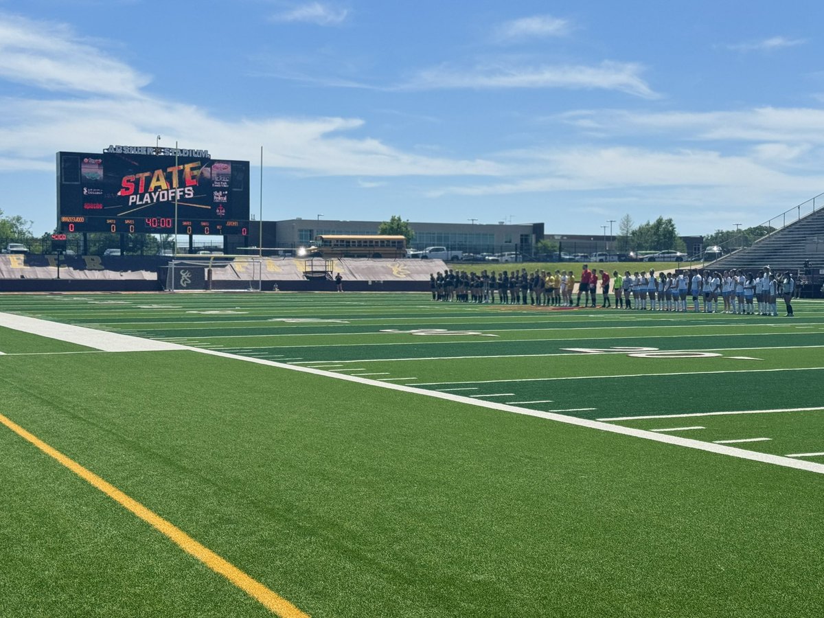 Region 3 Semifinals at Deer Park. @LadyBucSoccer vs Jordan. @BwoodBucs @BrazosportISD