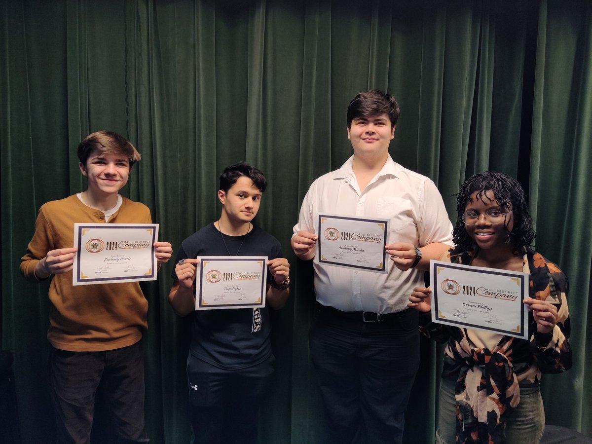 Robert G Cole Theatre OAP 'Arsenic and Old Lace' earned 4 TxETA All-District Awards Zachary Harris in the role of Mortimer Brewster Anthony Mireles in the role of Officer O'Hara Tiago Ogden in the role of Johnathan Brewster Kevina Phillips in the technician role of Stage Manager