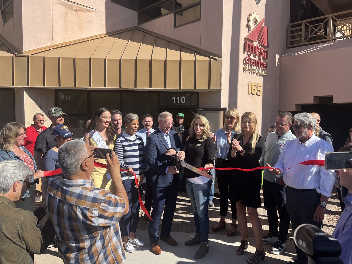 We know that veterans’ struggles continue far beyond the battlefield. This expansion of Azura Veterans Coalition brings critical services under one roof to help along every step towards stability, including support for women veterans with the addition of a female wellness lounge.